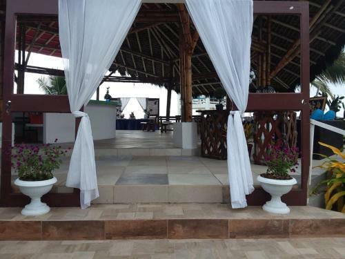 Hotel Boca Beach Resort Club