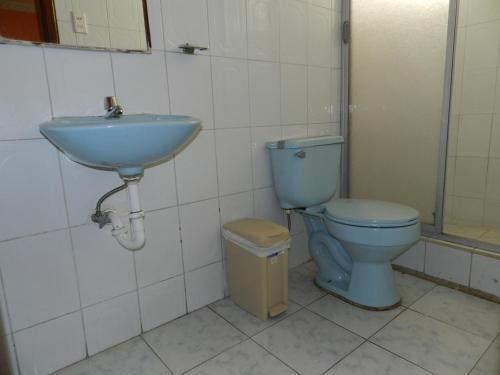 Hostal Taxo Yura