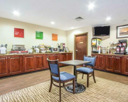 Hotel Holiday Inn Poplar Bluff