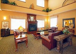 Hotel Comfort Suites Airport