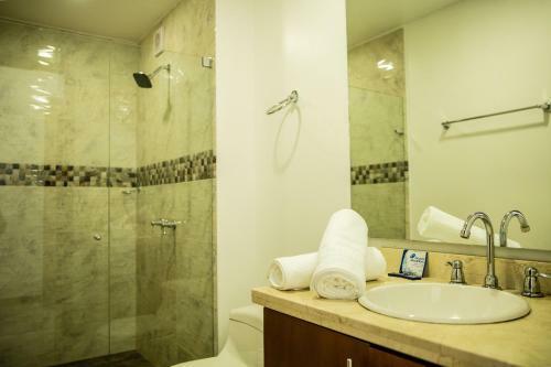 Poseidon Lake Apartments