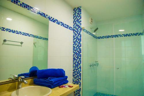 Poseidon Lake Apartments