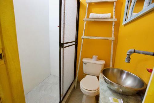 Hostal Habitaestudios - House Extension