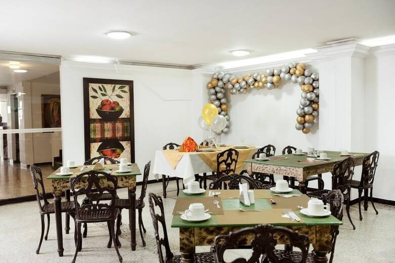 Hotel Granada Real