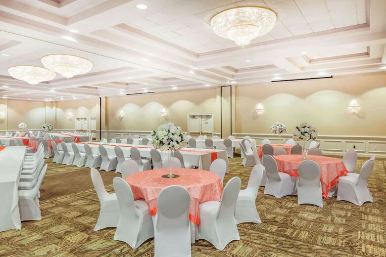 Hotel Wyndham Virginia Beach Oceanfront