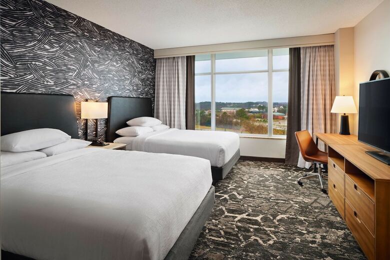 Embassy Suites Hampton Roads - Hotel Spa & Convention Cente