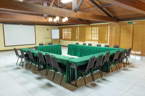 Hotel Bomtempo Resort