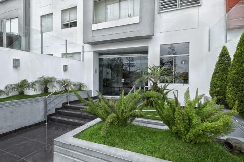 Guernica Apartments