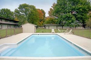 Hotel Americas Best Value Inn Lodge On The Green
