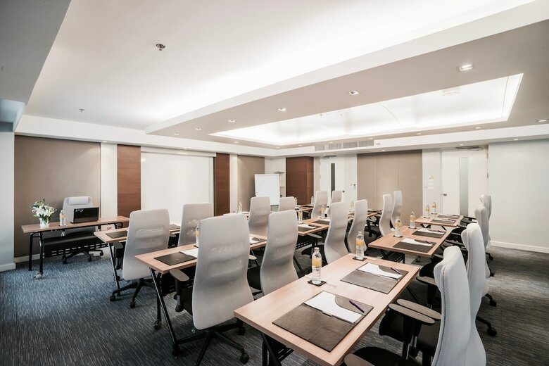 Hotel Parkroyal Suites Bangkok