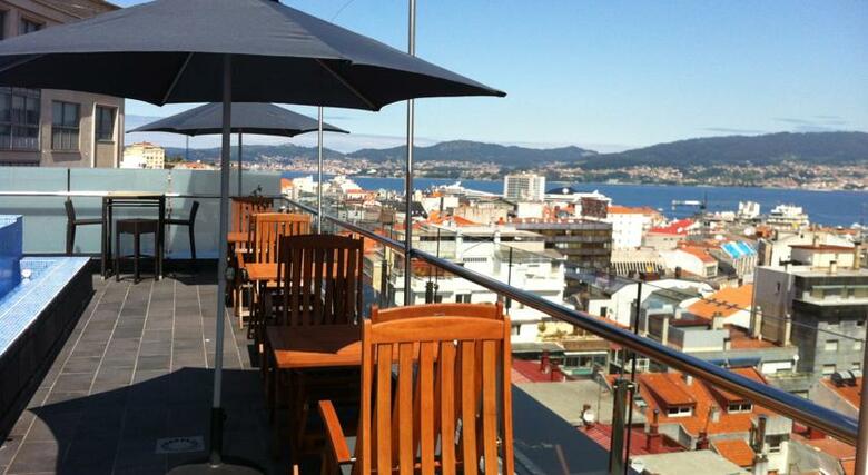 Axis Vigo Hotel