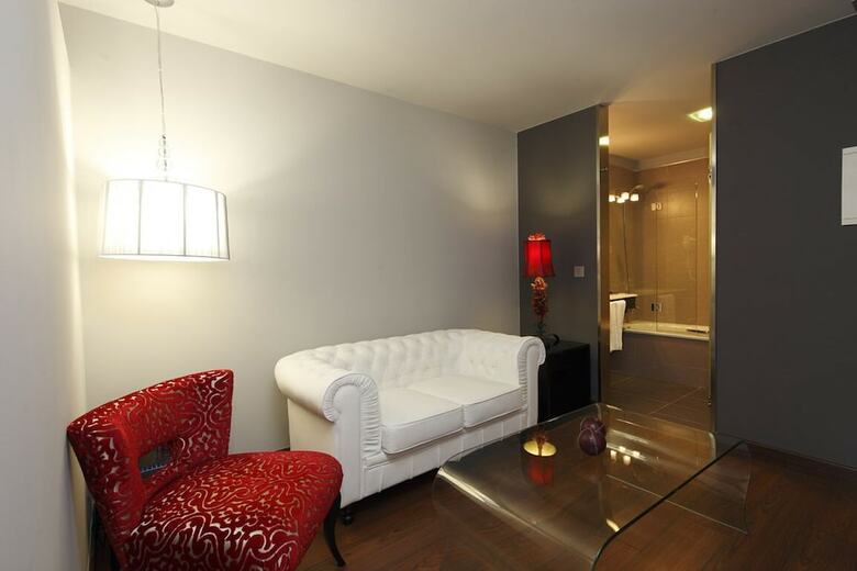 Axis Vigo Hotel