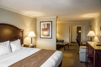 Hotel Comfort Suites
