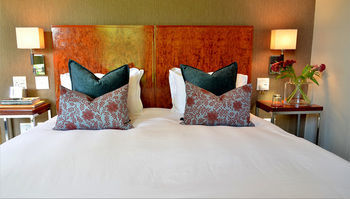 The Peech Hotel