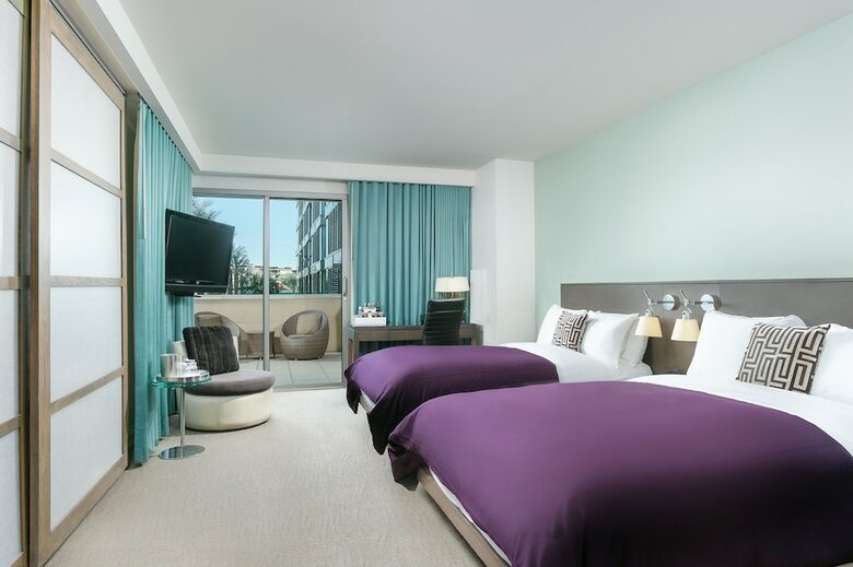 W Scottsdale Hotel