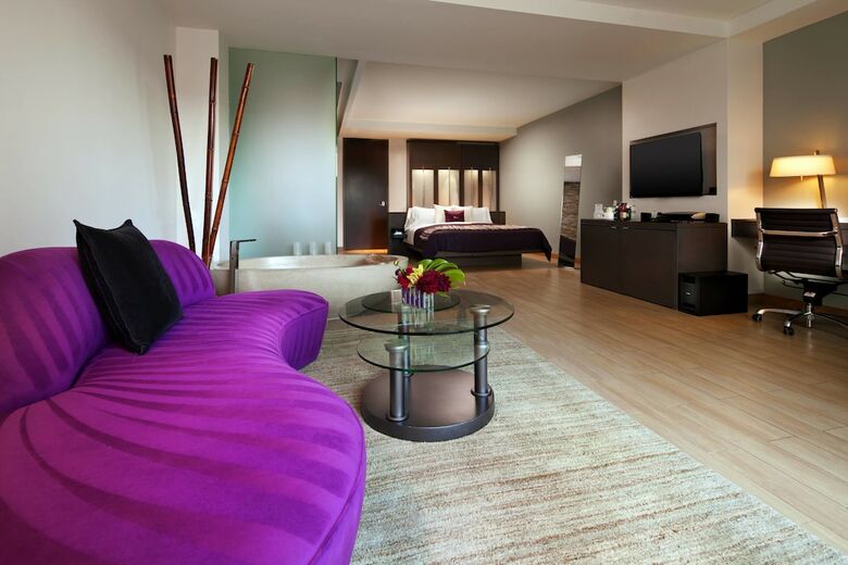 W Scottsdale Hotel