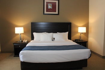 Hotel Comfort Suites