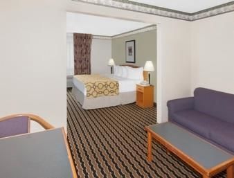 Hotel Sleep Inn & Suites
