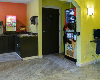 Hotel Econo Lodge South