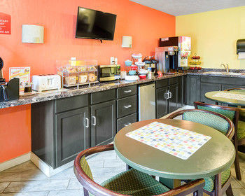 Hotel Econo Lodge South