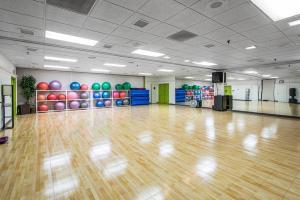 Hotel Rodeway Inn & Suites