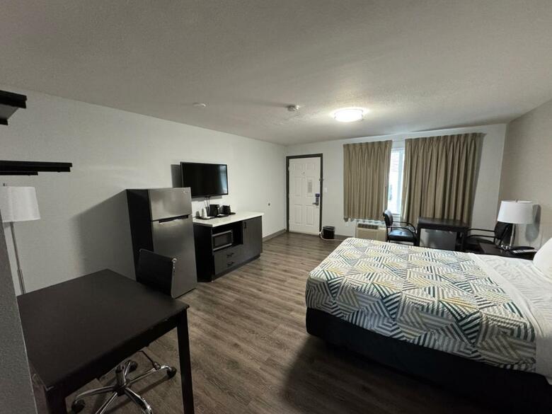 Hotel Studio 6 Suites Vancouver Wa Waterfront