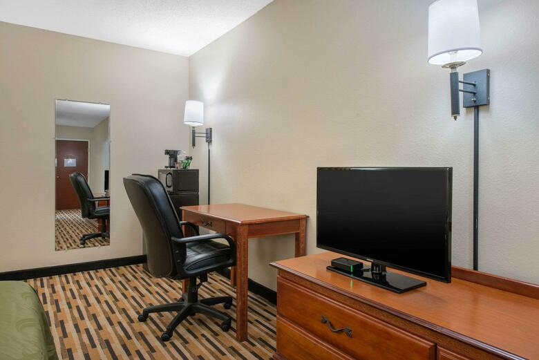 Hotel Quality Inn & Suites Savannah North