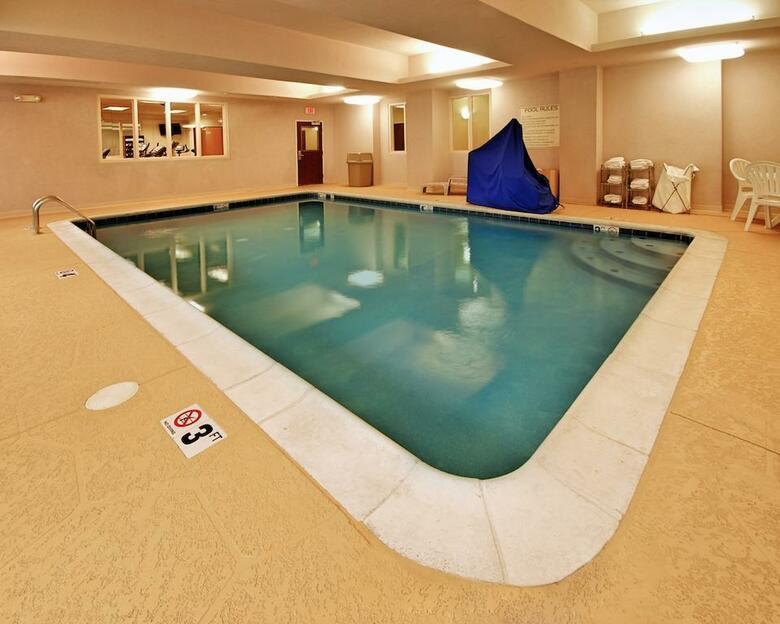 Hotel Comfort Suites