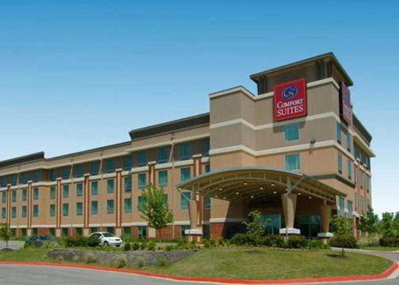 Hotel Comfort Suites