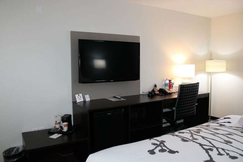 Hotel Sleep Inn & Suites