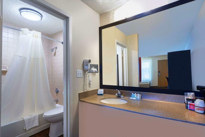 Hotel Quality Inn At Arlington Highlands