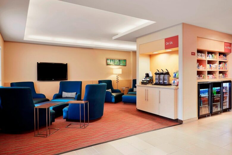 Hotel Towne Place Suites