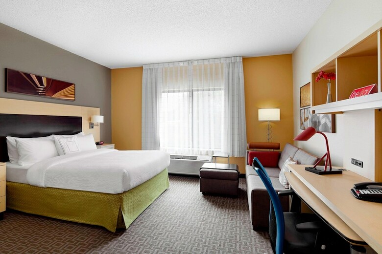 Hotel Towne Place Suites