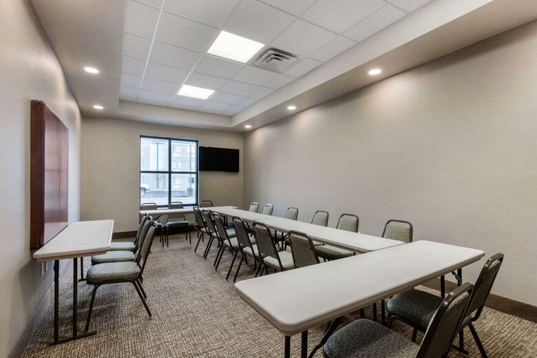 Hotel Comfort Suites Nashville