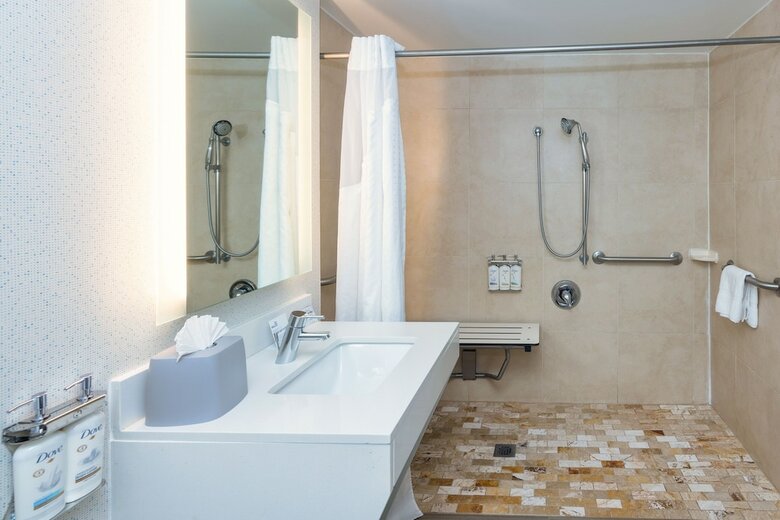 Hotel Holiday Inn Express-saugus Logan Airport