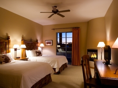 Hotel Lodge On The Desert