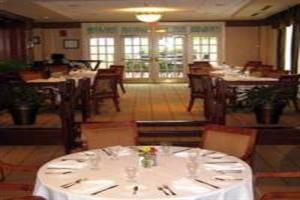 Hotel Doubletree Charlotte Gateway Village