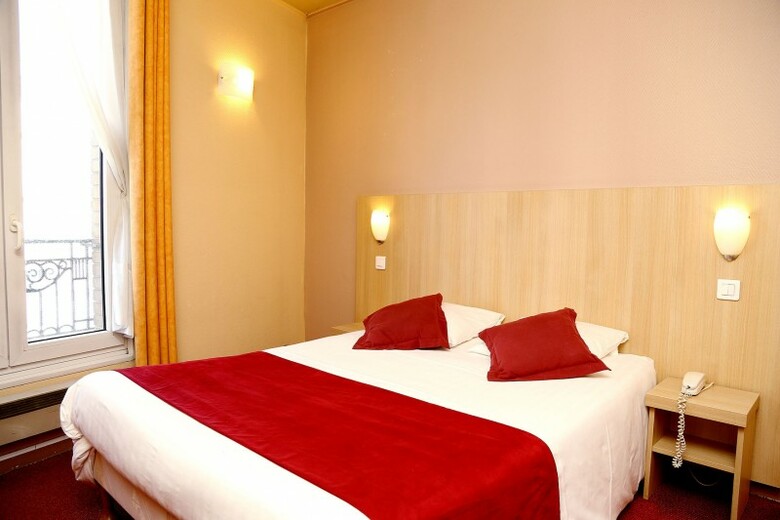 Hotel Paris Villette