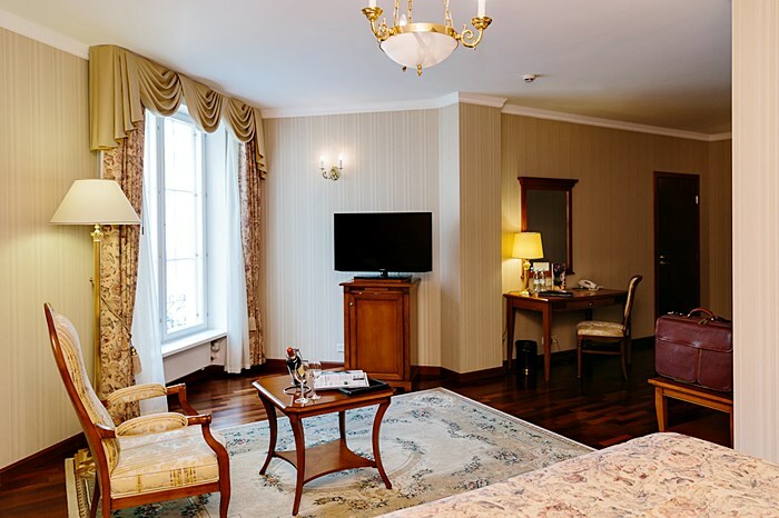 Grand Hotel Emerald