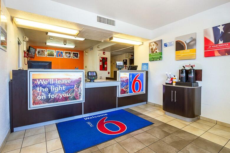 Hotel Motel 6 Mesa North