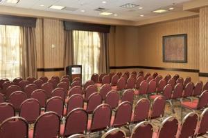 Hotel Embassy Suites Des Moines - On The River