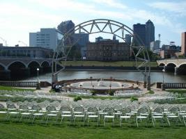 Hotel Embassy Suites Des Moines - On The River