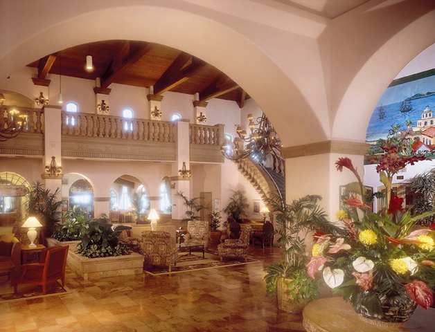 Embassy Suites Mandalay Beach Hotel And Resort