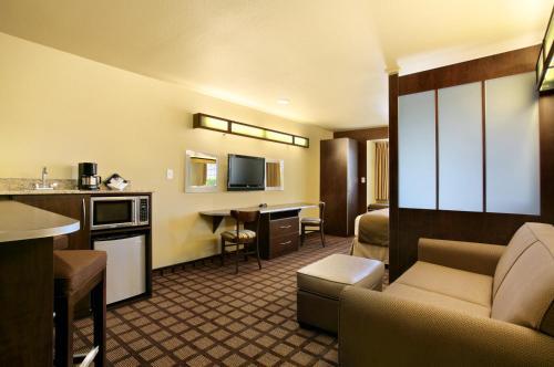 Hotel Microtel Inns & Suites