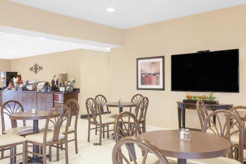 Hotel Microtel Inns & Suites