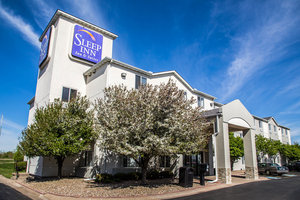 Hotel Sleep Inn & Suites