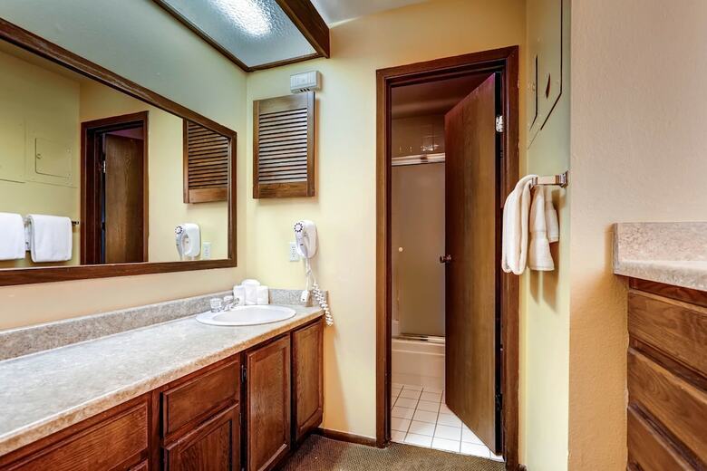Hotel Aspen Ridge Condos