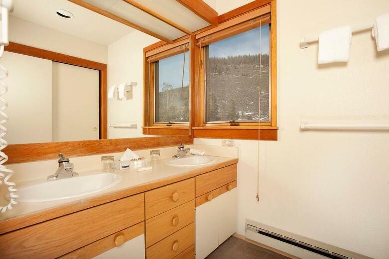 Hotel Aspen Ridge Condos