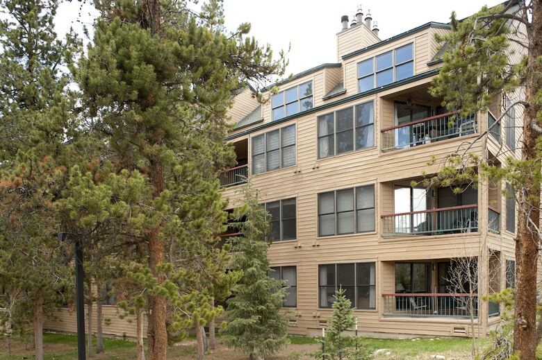 Hotel Aspen Ridge Condos