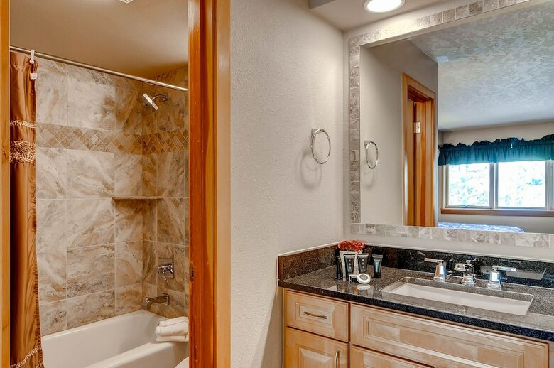 Hotel Aspen Ridge Condos